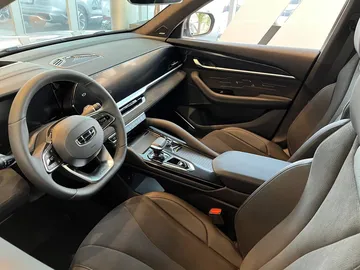 Купить Geely Monjaro Серый 2.0 AT (238 л.с.) 4WD от 4202190 ₽. в Орске