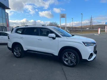 Купить Geely Okavango, I Рестайлинг Белый 2.0 AMT (200 л.с.) от 3424190 ₽. в Орске