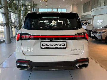 Купить Geely Okavango, I Рестайлинг Белый 2.0 AMT (200 л.с.) от 2800000 ₽. в Орске